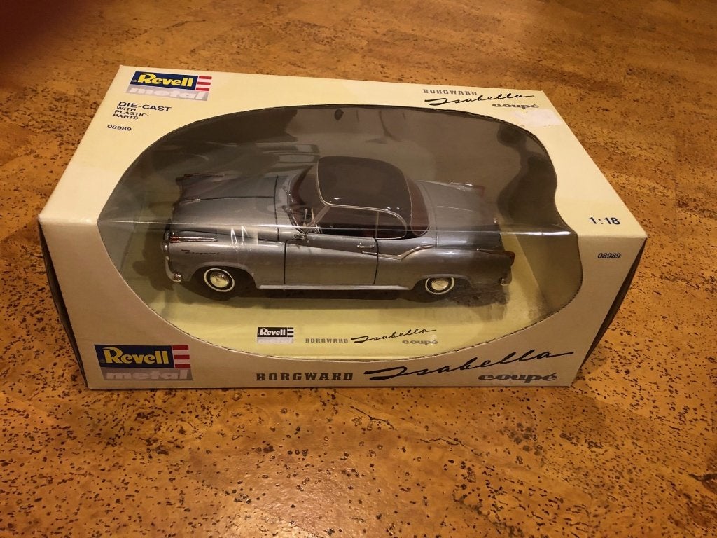 Miniature Revell 1/18 Borgward Isabella Coupé, Hobby & Loisirs créatifs, Enlèvement ou Envoi, Neuf, Voiture, Revell