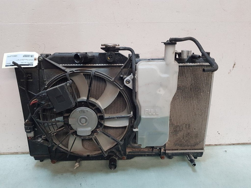 RADIATEUR COMPLEET Mazda CX-3 (DJ / DK) (01-2015/01-2018), Auto-onderdelen, Dhr. J. Ham, Gebruikt, Administratie@autoham.nl, Mazda