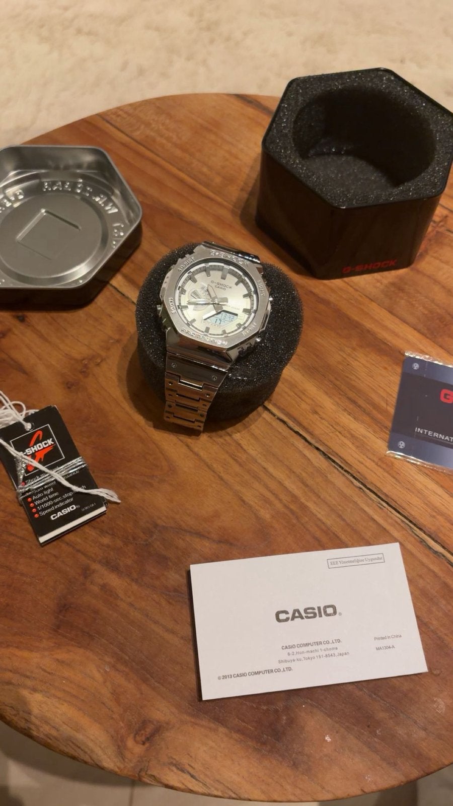 G-shock gm2100 zilvergrijze achtergrond, Ophalen of Verzenden, Zo goed als nieuw