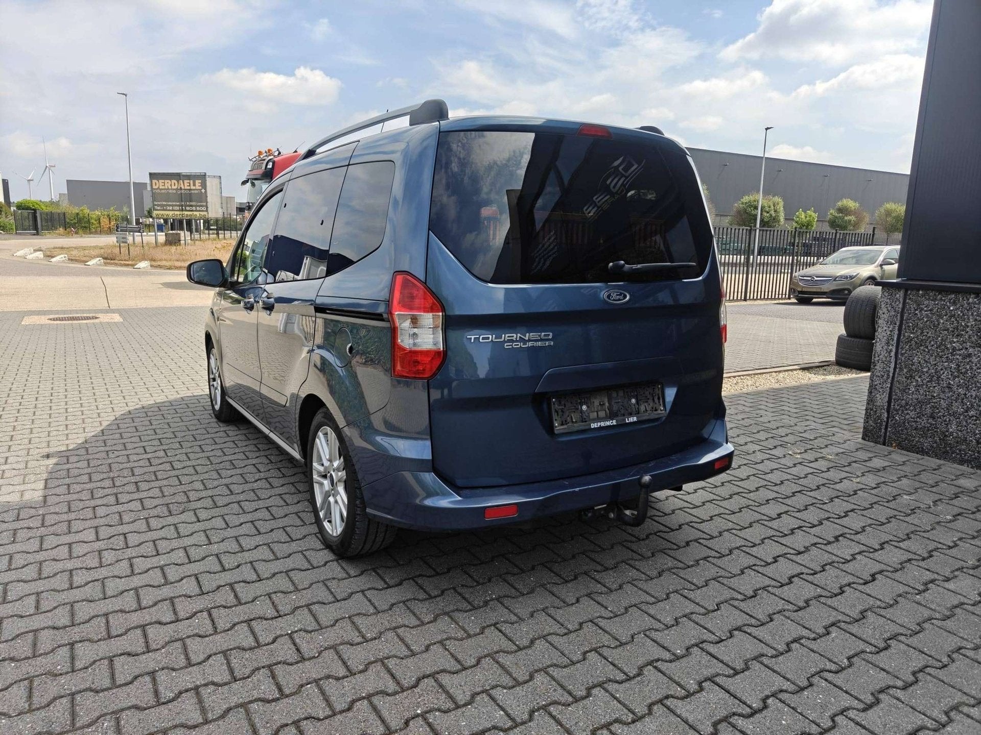 Ford Tourneo Courier 1.0 5-zit/Airco/Trekhaak/16"/Cruise, Stof, Gebruikt, Blauw, Bedrijf