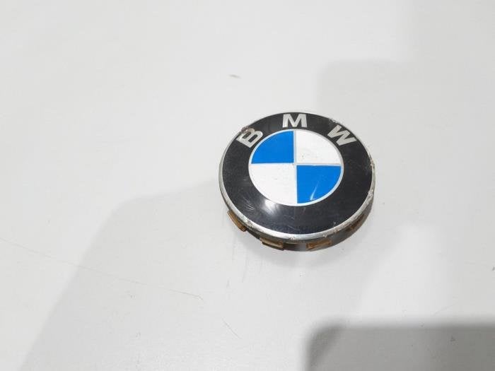 Enjoliveur moyeu d'un BMW 1-Serie, -, 3 mois de garantie, Utilisé, -