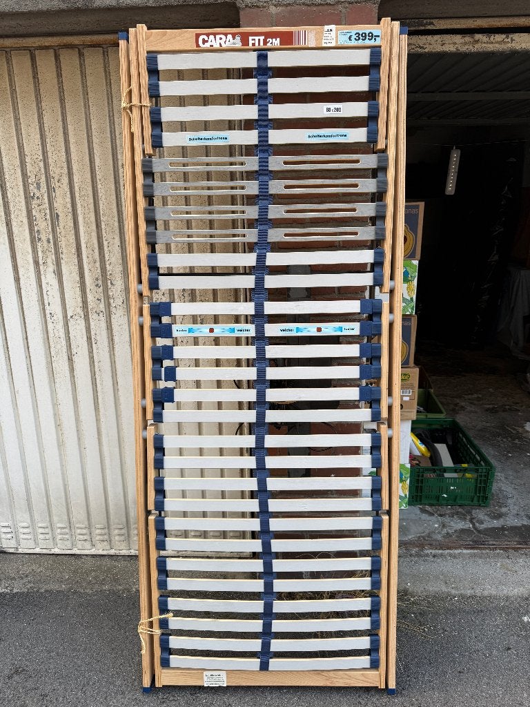 Twee Lattenbodems verstelbaar met motor., Huis en Inrichting, Ophalen, Gebruikt, Tweepersoons, 80 cm
