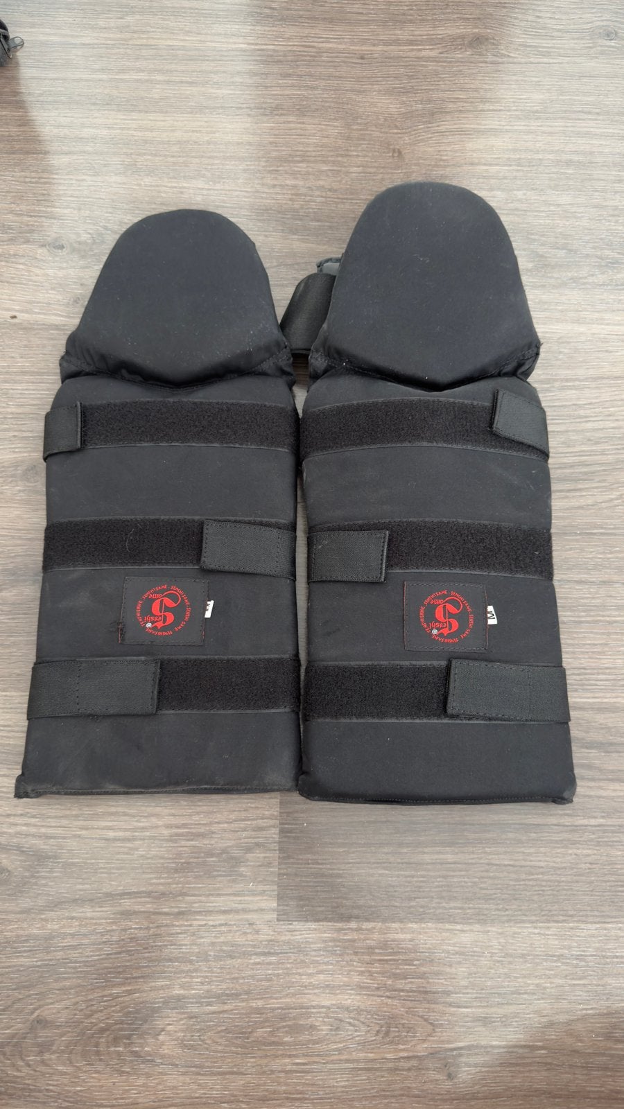 Protège-tibias/pieds Senshi Same taille M, Enlèvement ou Envoi, Utilisé