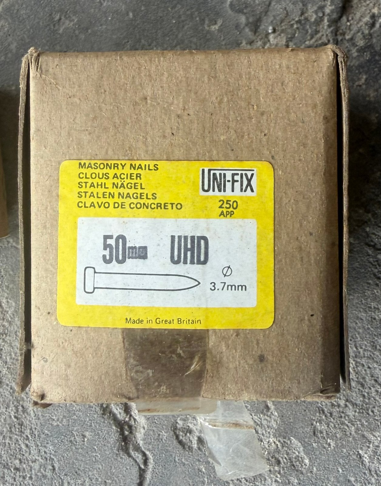 UNI-FIX clous 30 mm et 50 mm — 19 boîtes, Bricolage & Construction, Neuf, Moins de 50 mm, Clous, Enlèvement