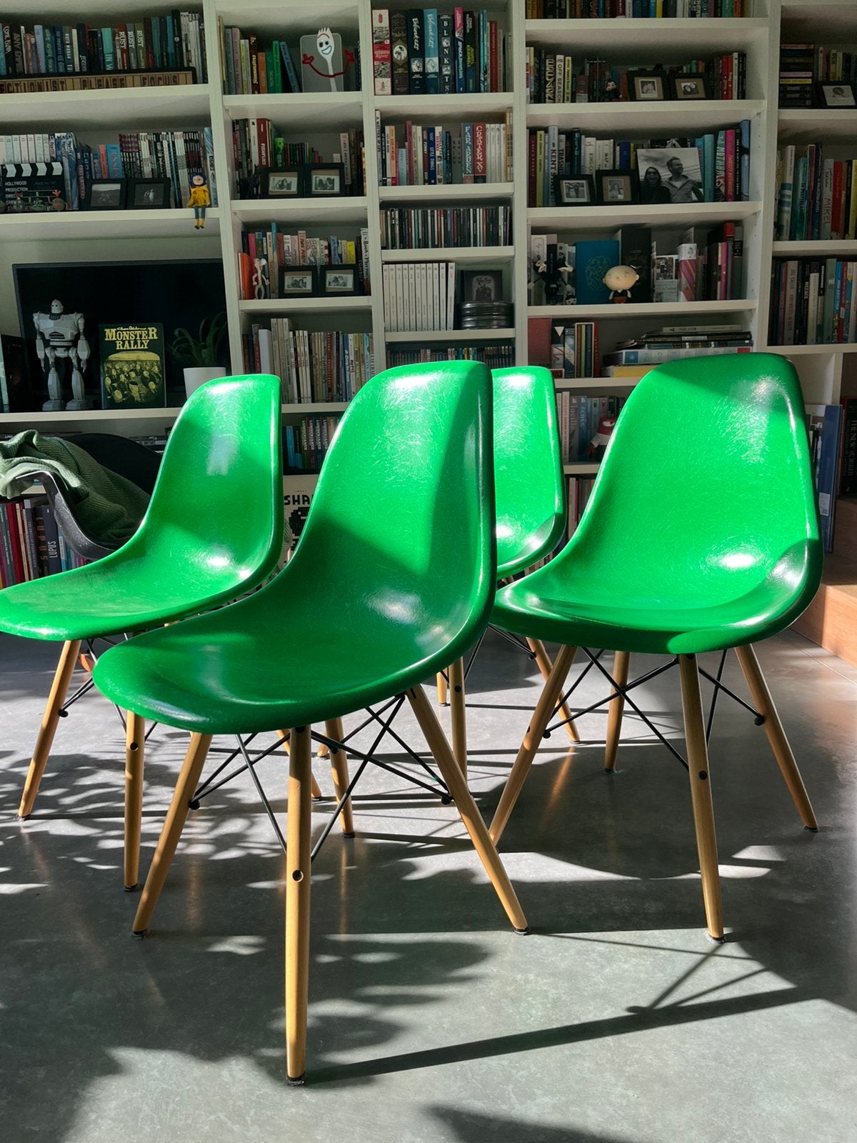 Unieke set van 4 glasvezel stoelen Herman Miller, Huis en Inrichting, Ophalen, Overige materialen, Gebruikt, Overige kleuren