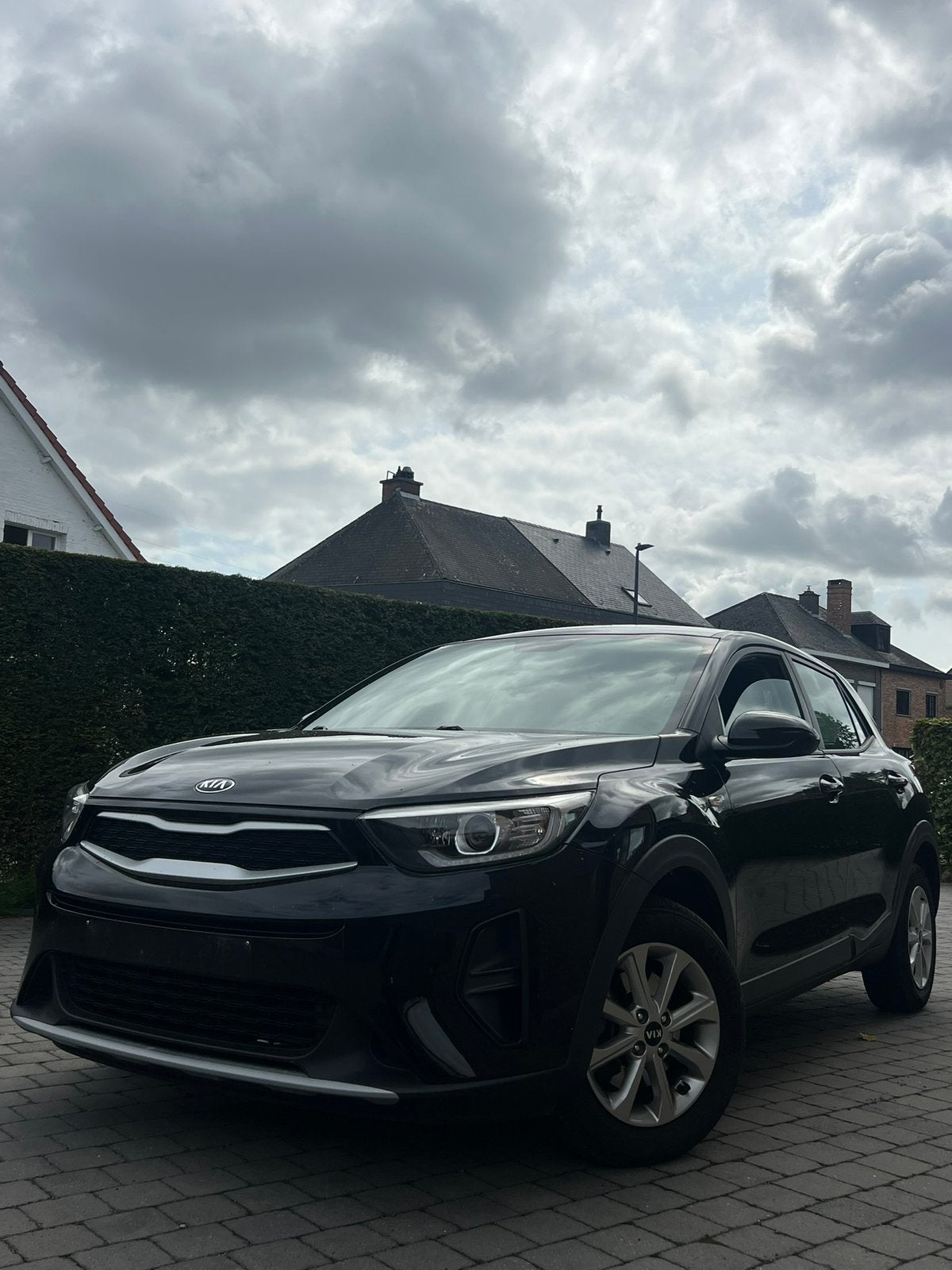 Kia Stonic 1.2i | 74000KM! | Caméra AC Carplay | Bel état, Autos, Achat, Euro 6, Noir, 5 places