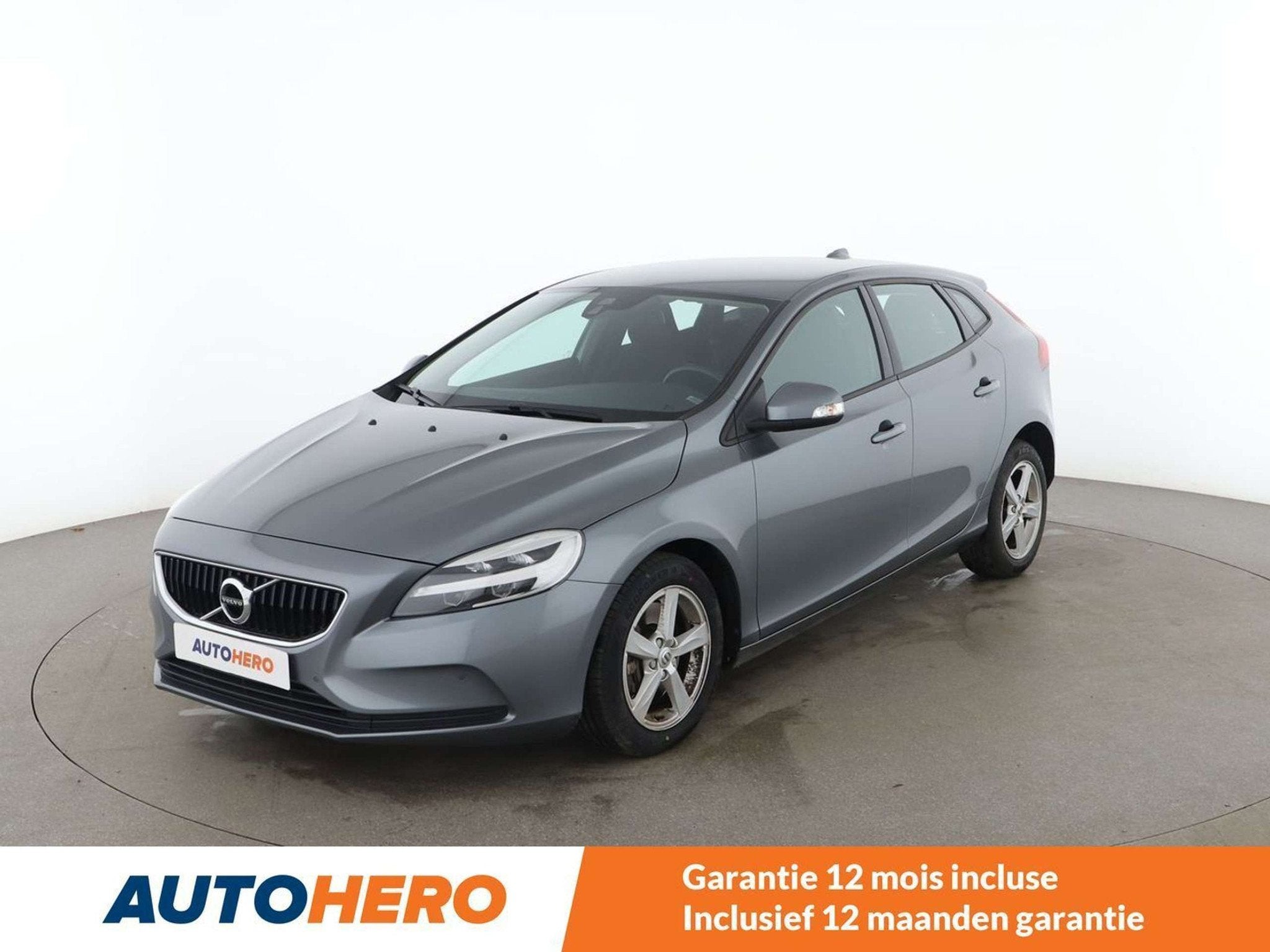 Volvo V40 1.5 Kinetic (année de construction 2018), Autos, Volvo, Achat, V40, ABS, Airbags, Air conditionné, Bluetooth, Ordinateur de bord