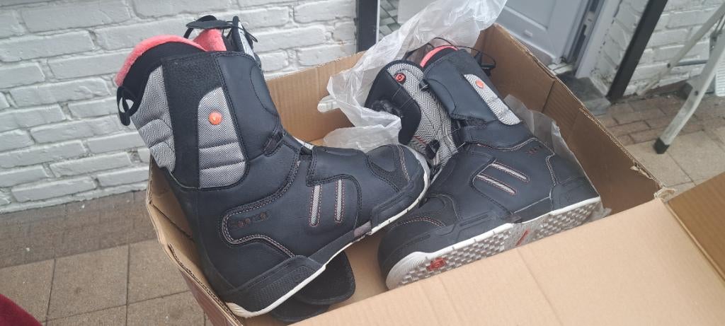 Snowboard boots, Sports & Fitness, Snowboard, Enlèvement, Comme neuf, Bottes de neige