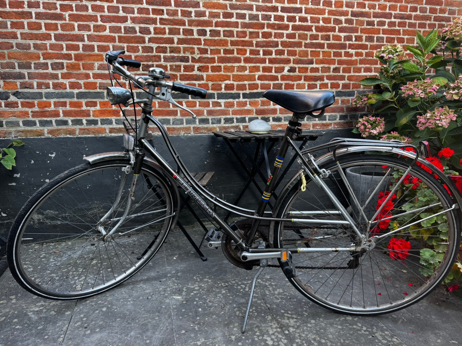 Leuke vintage stadsfiets – Ideale stationsfiets Borgerhout, Fietsen en Brommers, Gebruikt, Velgrem, Ophalen, Overige merken