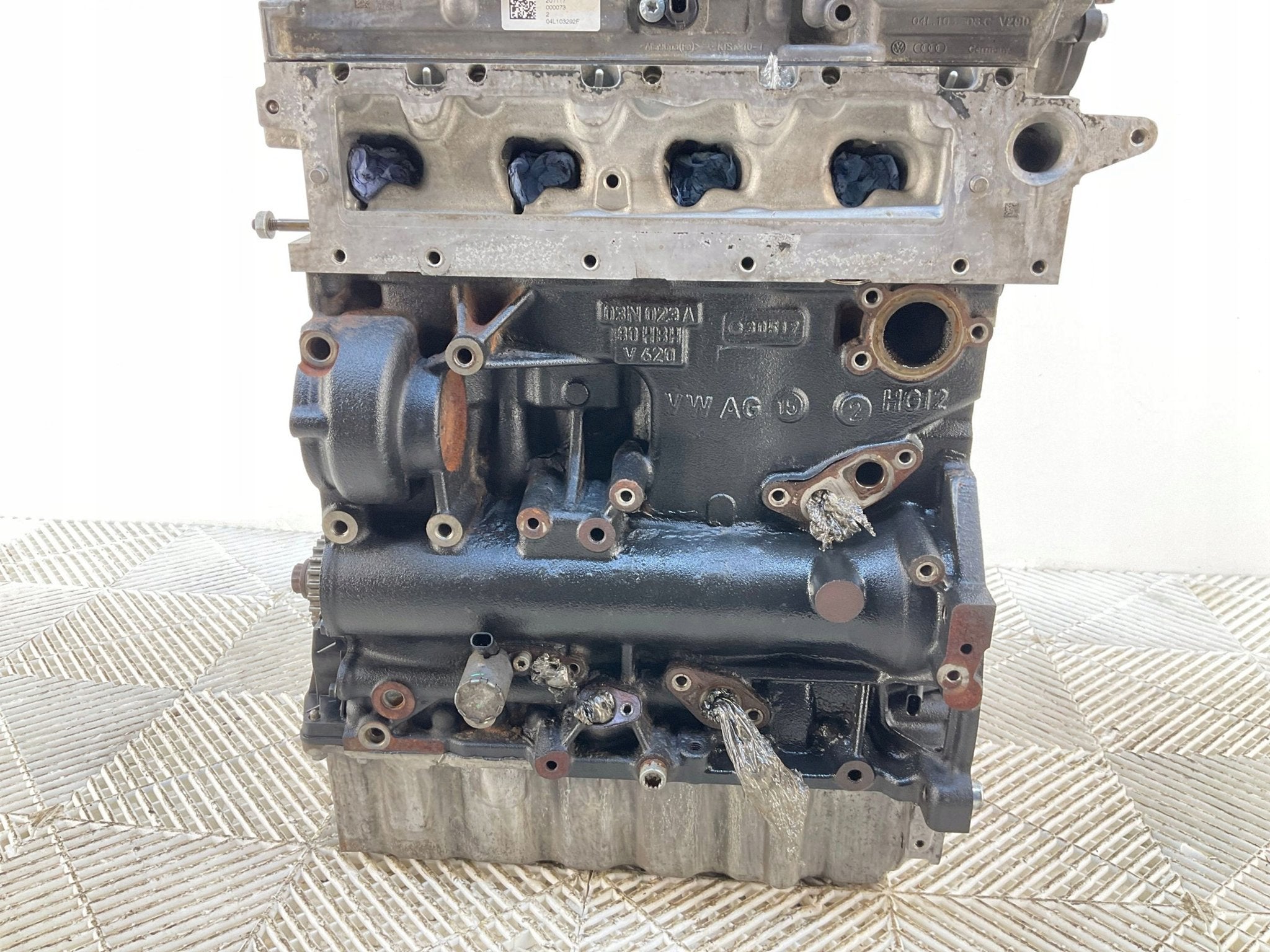 Moteur DFGB Nu PASSAT TOURAN VW GOLF, Envoi, Utilisé, Daihatsu