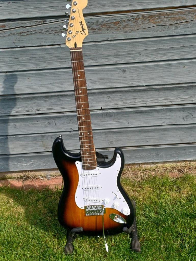 Fender squier, Ophalen, Gebruikt, Semi-solid body, Fender