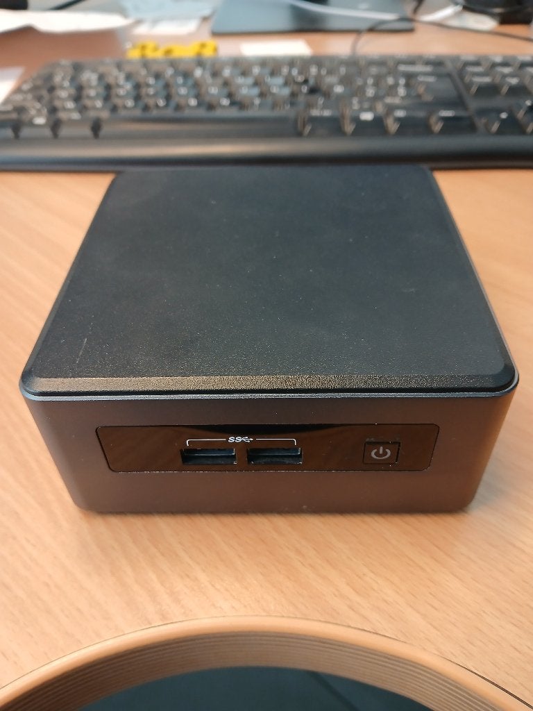 nuc i3 intel, Computers en Software, Desktop Pc's, Ophalen, Gebruikt, 8 GB, Intel