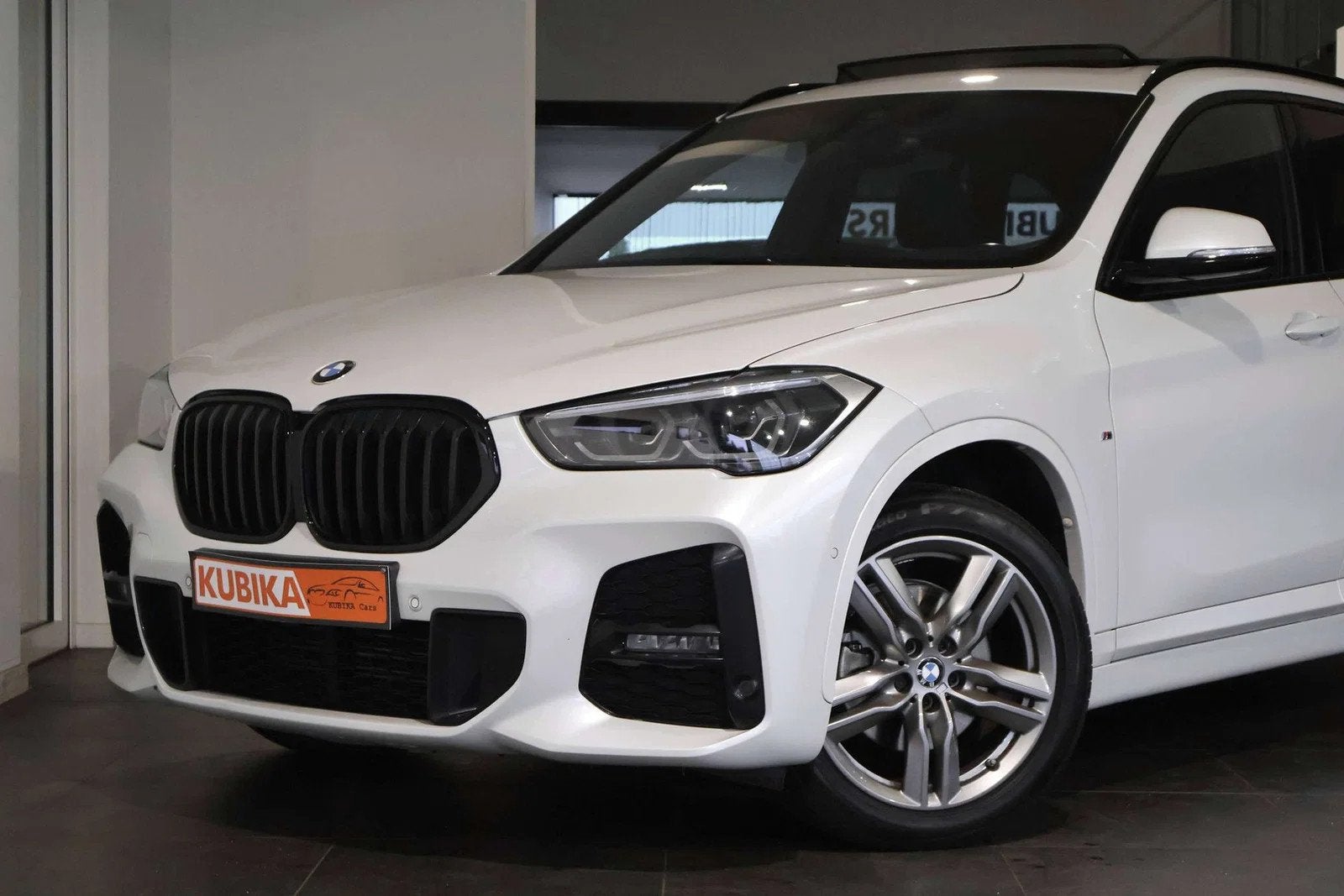 BMW X1 X1 2.0 dA sDrive18 M-Pack Half Leder Garantie*, Auto's, BMW, 118 g/km, 4 cilinders, 136 pk, Wit