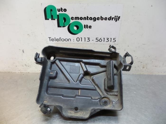 Boîtier de batterie d'un Fiat Punto Grande, -, Utilisé, Fiat, -