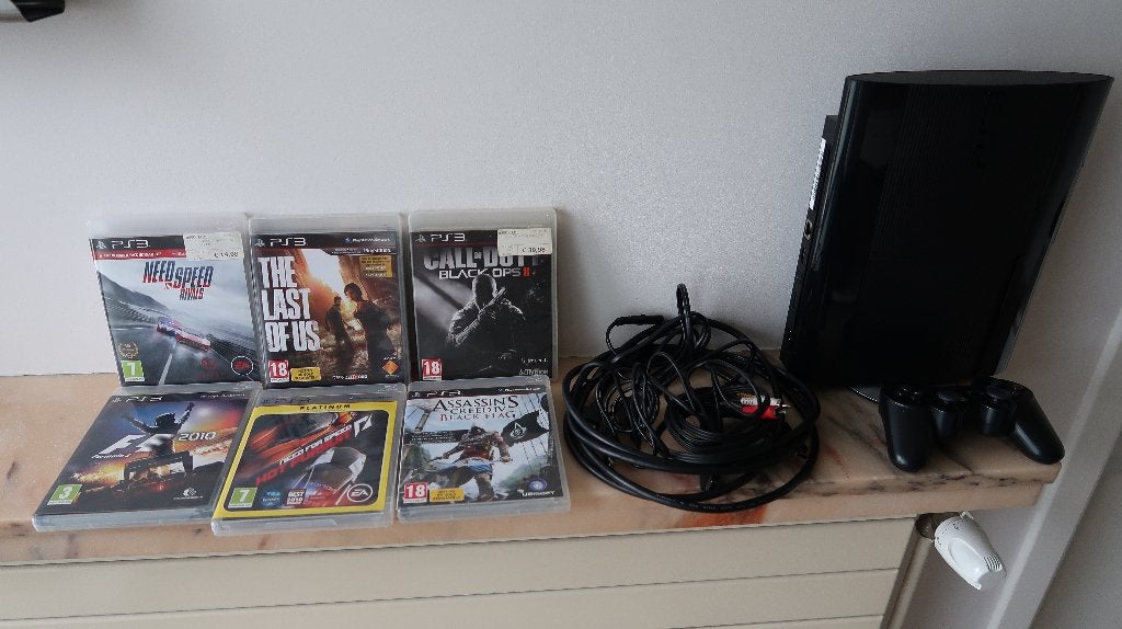 PS3 Ultra slim CECH 4204C 500Gb, Games en Spelcomputers, Spelcomputers | Sony PlayStation 3, Super Slim, Ophalen of Verzenden