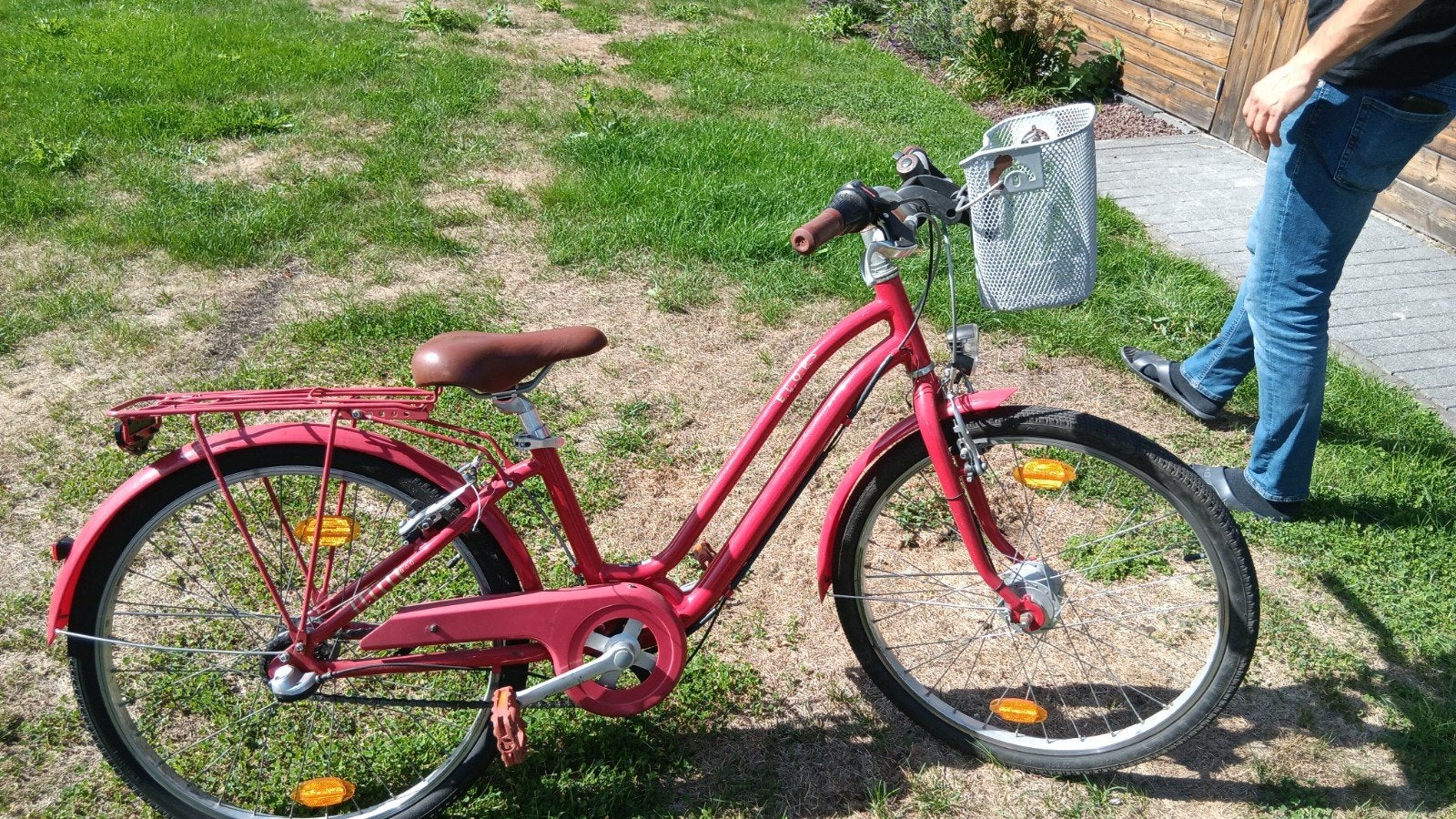 BTWIN stadsfiets 9-12 jaar (24inch)
Stadsfiets voor kinderen, Ophalen, Gebruikt, 24 inch, Btwin Decathlon
