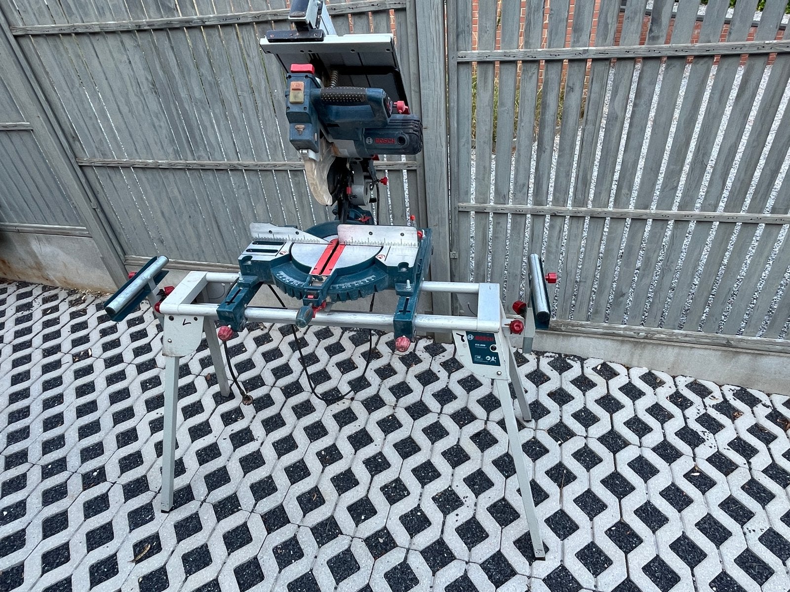 Bosch Scie à onglet de table, scie combinée - GTM 12 JL, Bricolage & Construction, Enlèvement, Utilisé