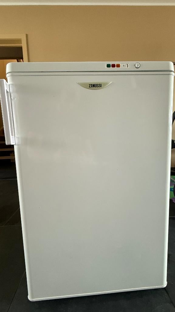 Zanussi Diepvries – Snel Weg = Lage Prijs, Elektronische apparatuur, Vriezers en Diepvrieskisten, Gebruikt, Energieklasse A of zuiniger