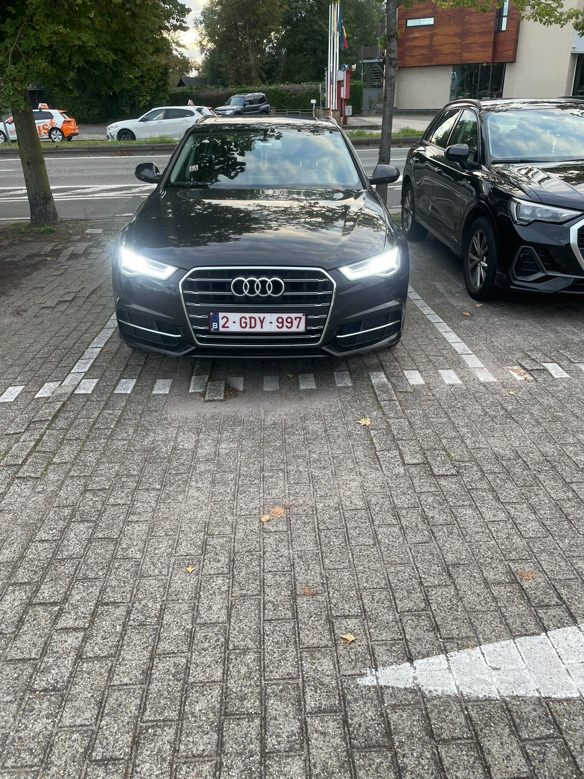 AUDİ A6 2.0 diesel, Auto's, Automaat, Euro 5, Achterwielaandrijving, Zwart