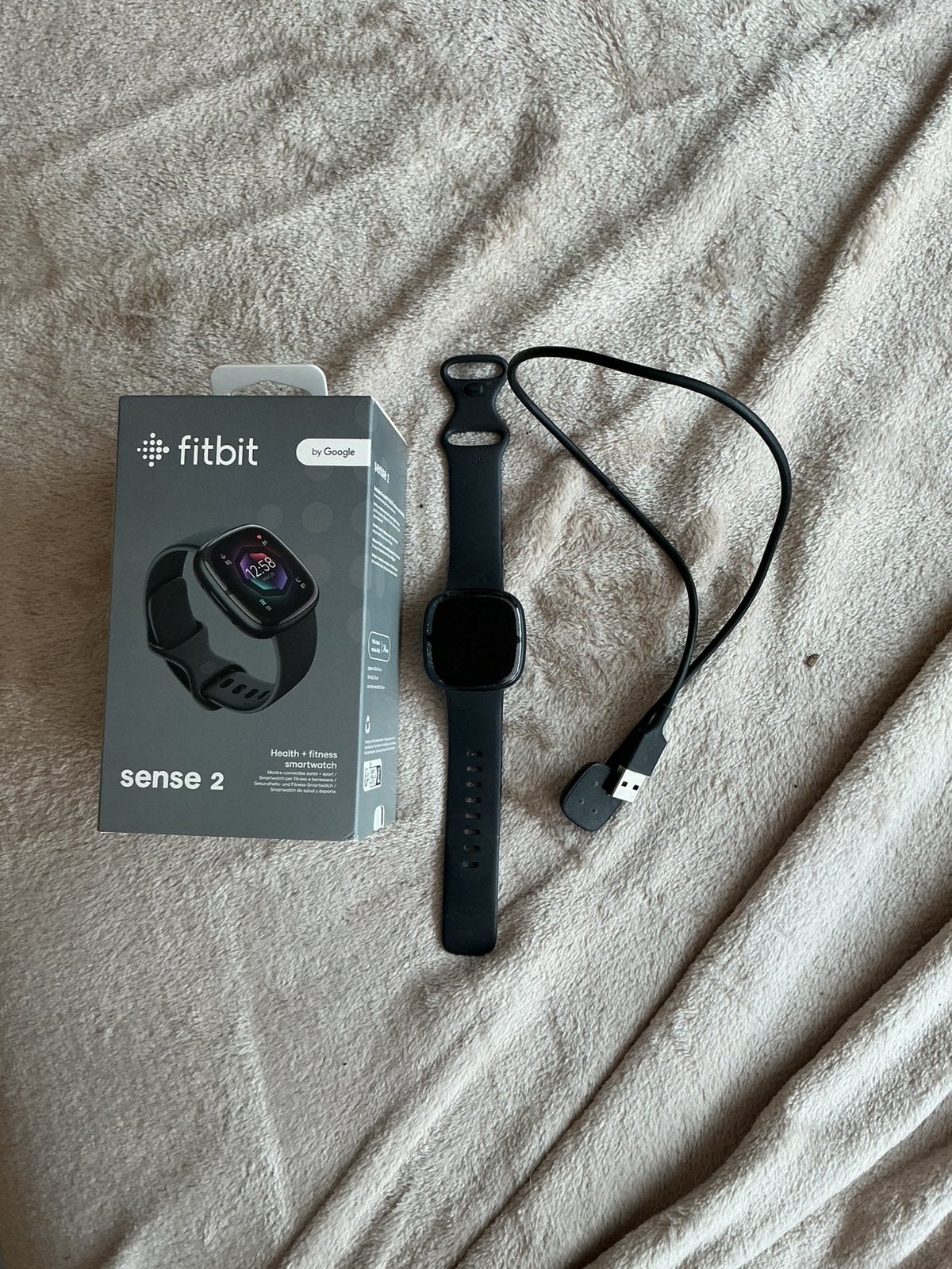 Montre Fitbit versa 2, Étanche, Gris, Enlèvement ou Envoi, Utilisé