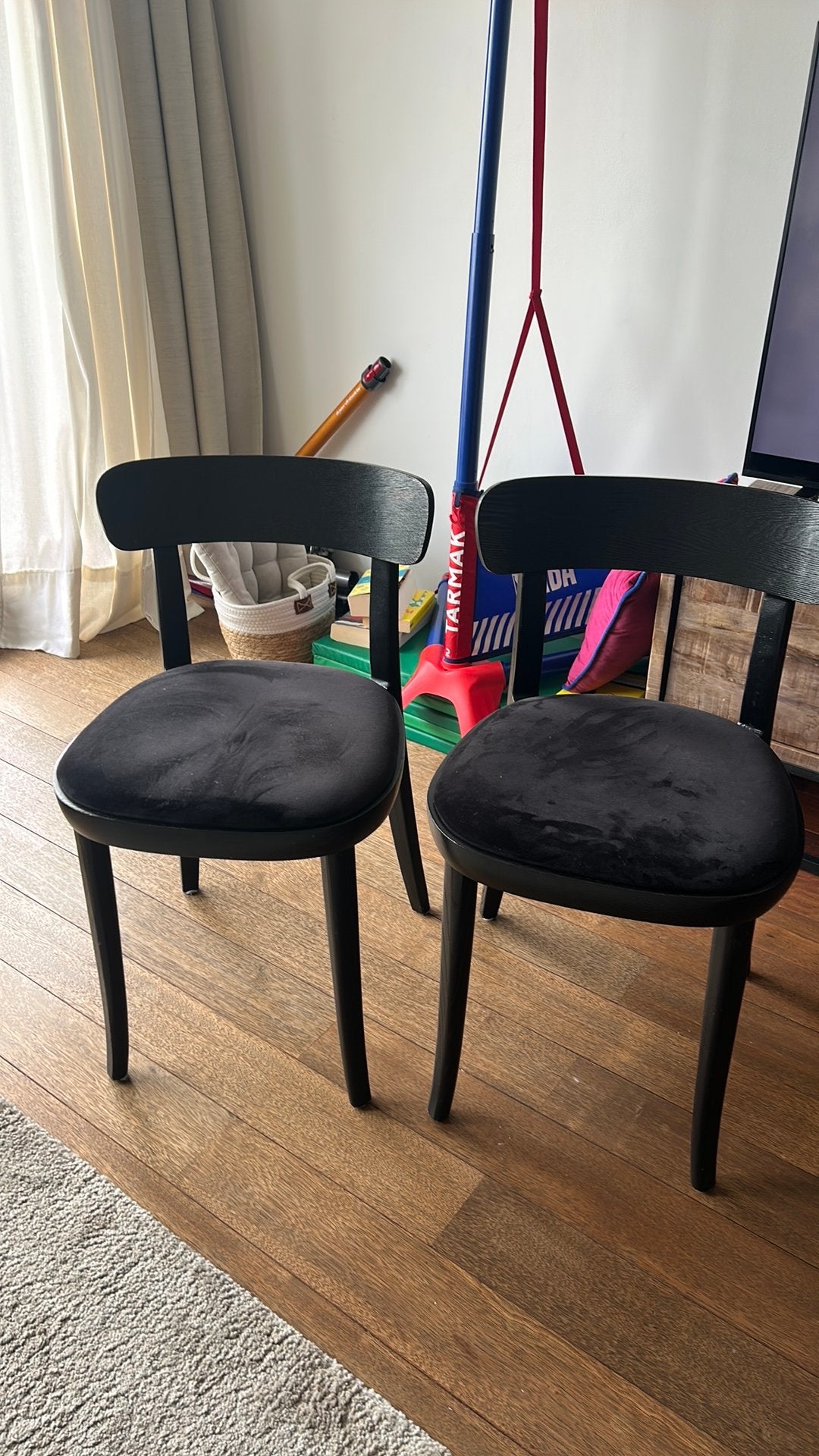 3 belles chaises de qualité à vendre 75€, Maison & Meubles, Enlèvement, Utilisé, Noir, Bois