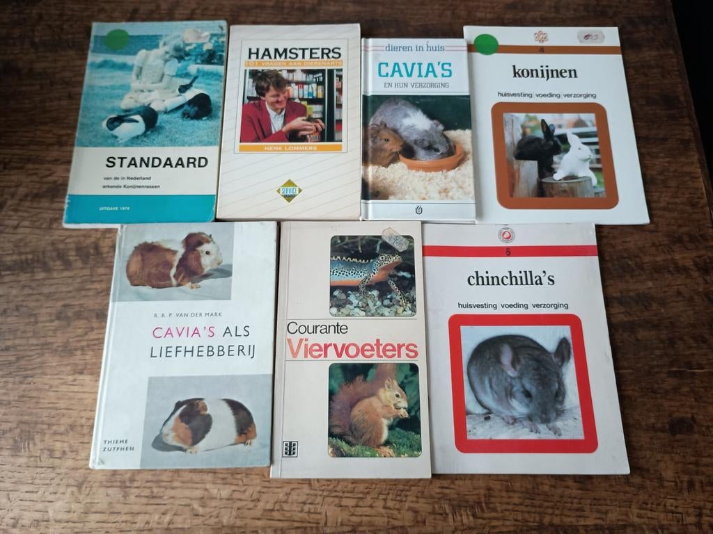7 boeken over cavia's,konijnen, chinchilla's, Enlèvement ou Envoi