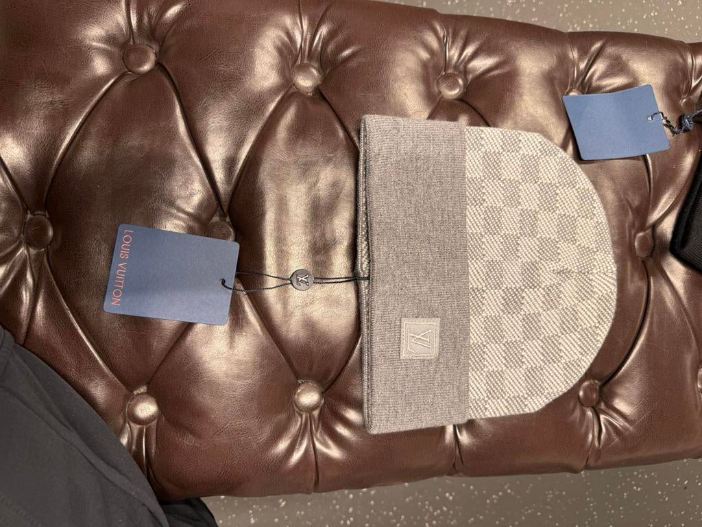 Lv muts grijs, Minder dan 50 cm, Ophalen of Verzenden, Zo goed als nieuw, Minder dan 100 cm