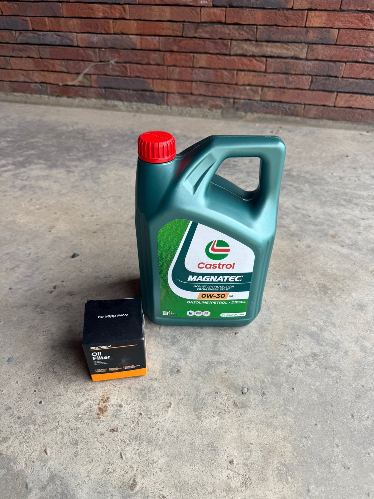 Castrol Magnatec 0W-30 4 liter + GRATIS Ridex oliefilter, Enlèvement ou Envoi