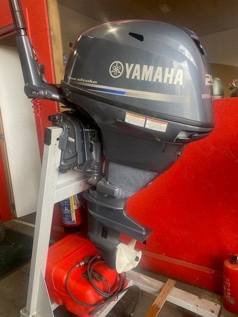 buitenboordmotor, Watersport en Boten, Ophalen, 10 tot 30 pk, Gebruikt, Viertaktmotor