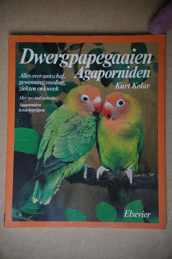 Boek : Dwergpapegaaien Agaporniden, Boeken, Ophalen, Zo goed als nieuw, KURT KOLAR, Vogels