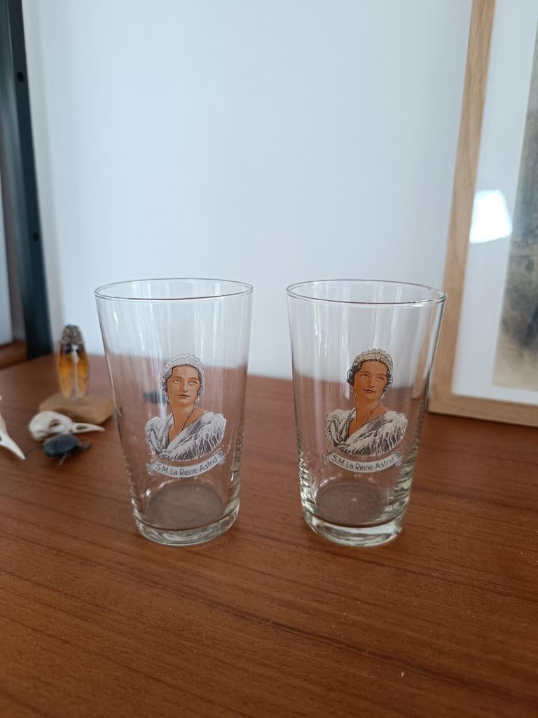 Glazen koningin Astrid, Verzamelen, Ophalen of Verzenden