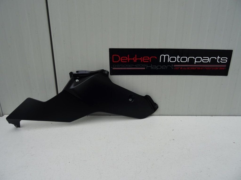 Rechter Onderkuip Yamaha YZF R6 2017-2018-2019-2020-2021, Motoren, -, -, Nieuw, Ophalen of Verzenden