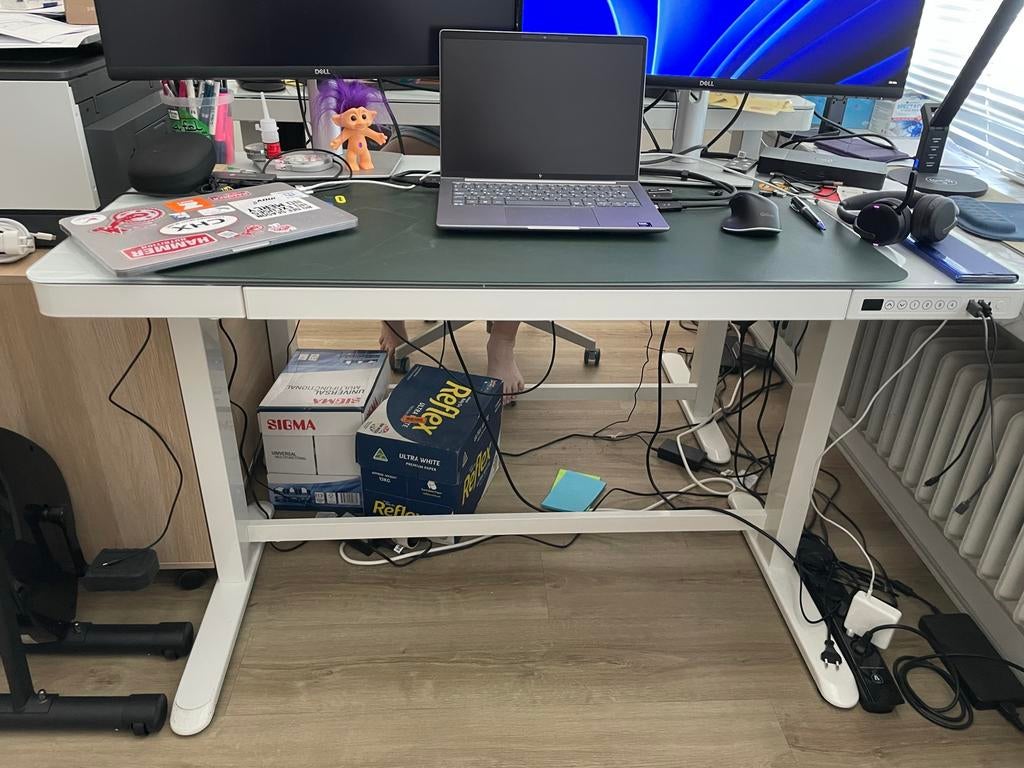 Elektrisch verstelbaar bureau, Maison & Meubles, Bureaux, Enlèvement, Électrique, Utilisé, Blanc