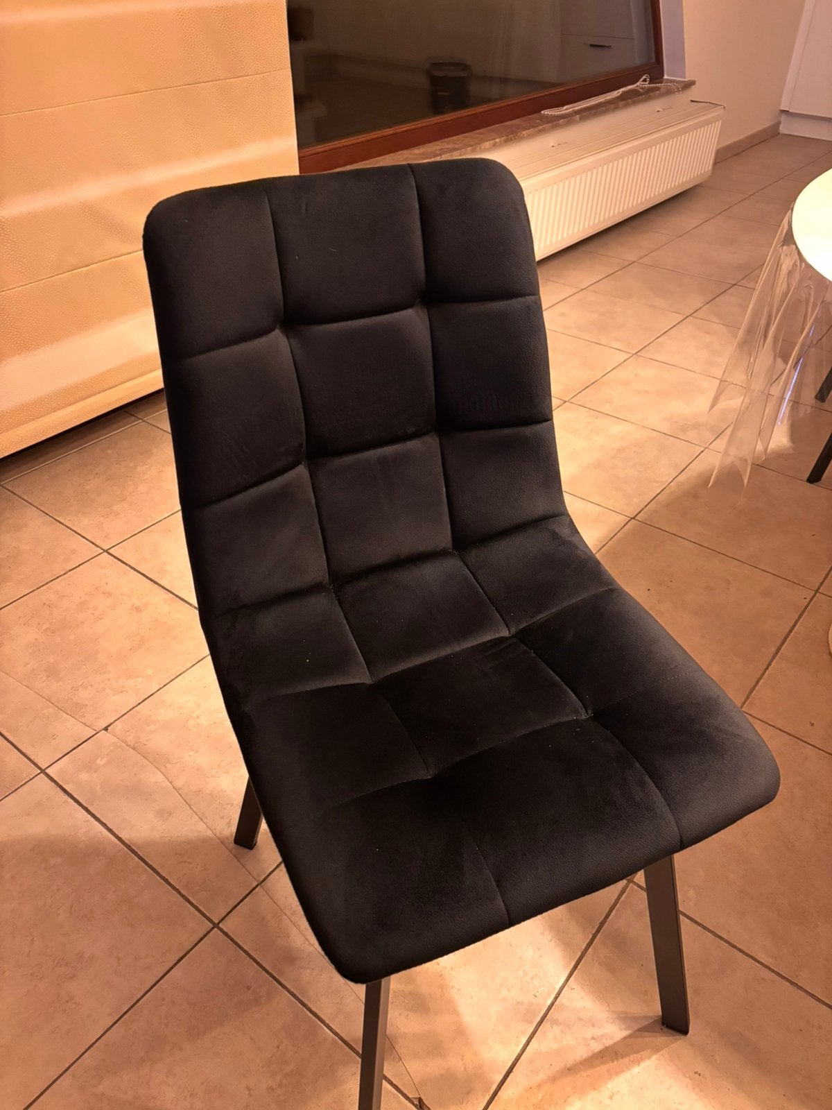 stoelen, Ophalen, Zo goed als nieuw