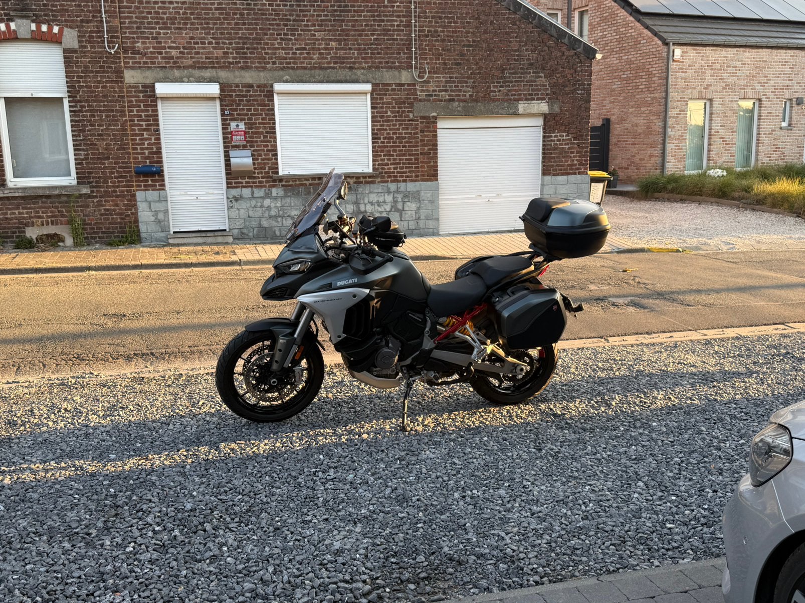Multistrada V4S, Motos, Motos | Ducati, Particulier, Tourisme, plus de 35 kW, 4 cylindres, Permis Moto A, ABS, Transmission par cardan