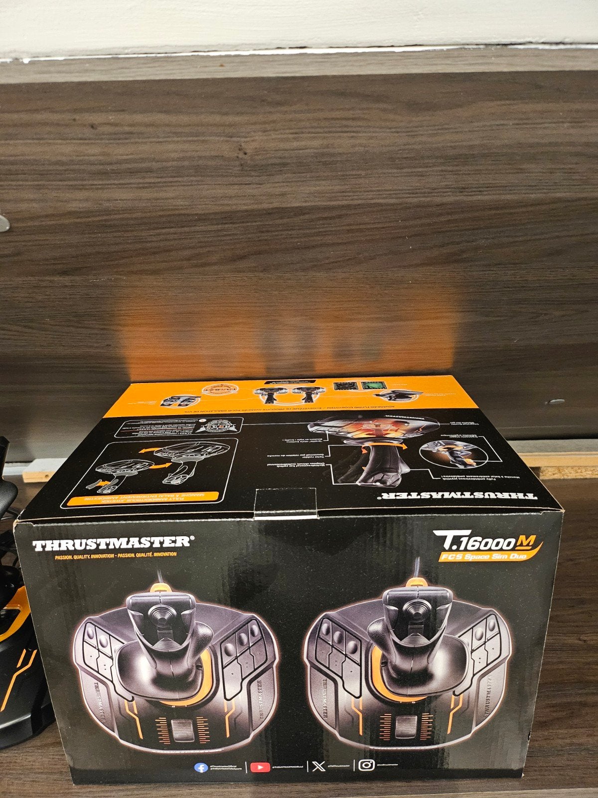 Thrustmaster Flight joysticks, Enlèvement, Comme neuf, Autres manettes
