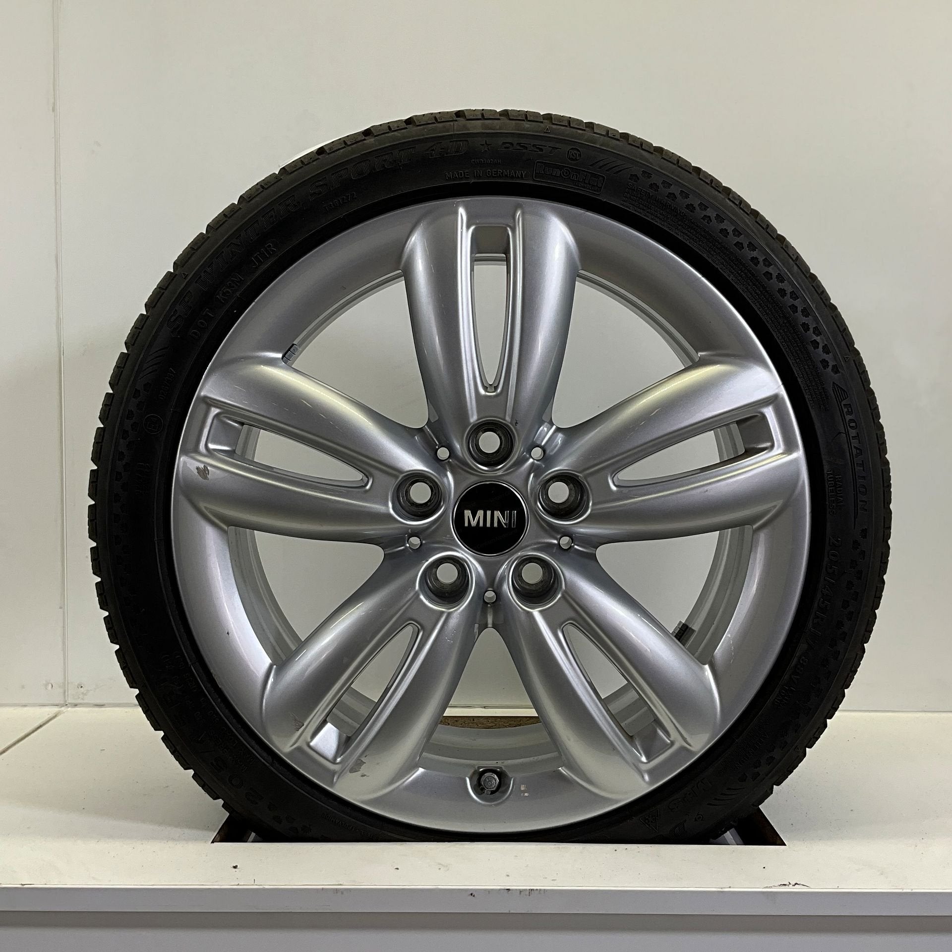MINI JCW F55 F56 F57 STYLING TRACK SPOKE 501 SET VELGEN + WI, Auto-onderdelen, Gebruikt, -, -, Banden en Velgen