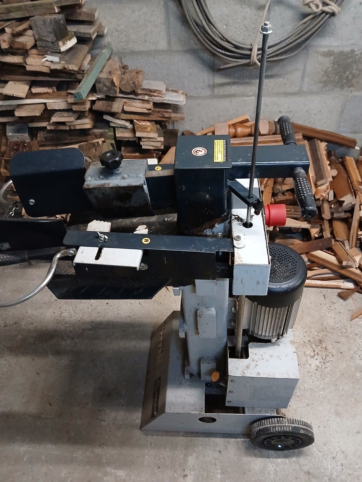 houtkliever 380v 9ton, Électrique, Lumag, Enlèvement, Utilisé