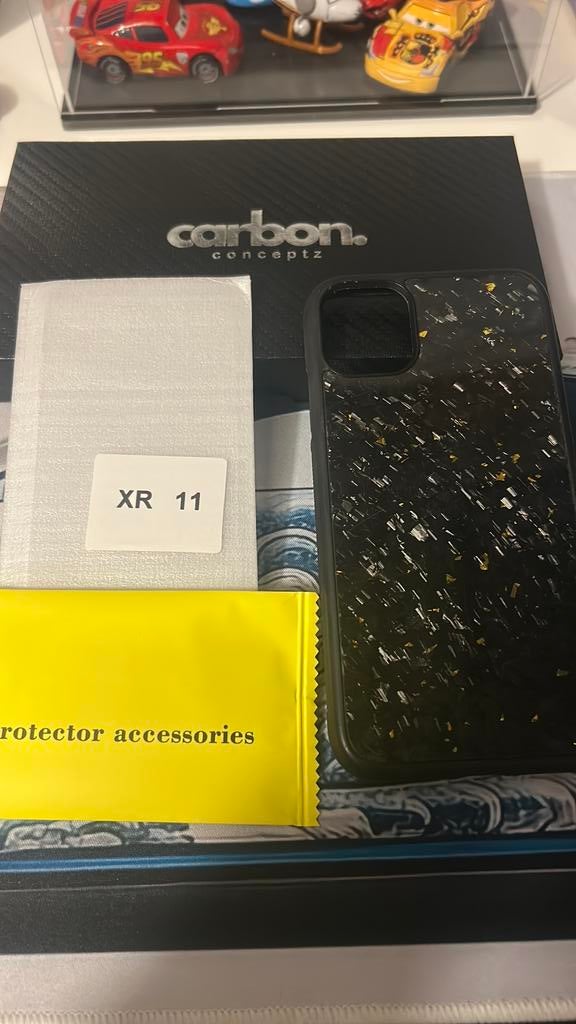 Iphone 11 carbon fiber hoesje, Ophalen of Verzenden, Zo goed als nieuw