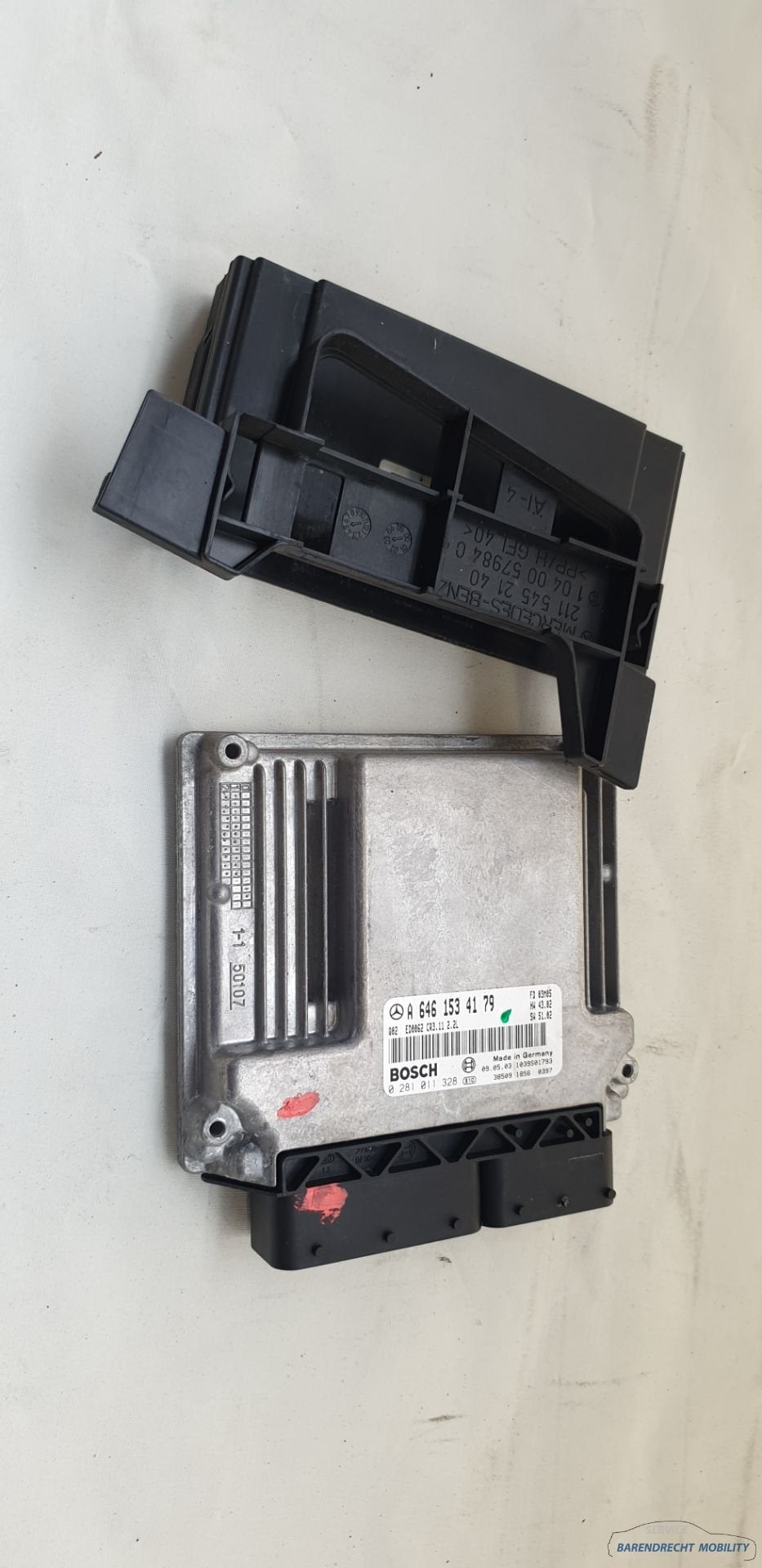 Calculateur moteur (ECU) Mercedes W211 E220 CDI OM646 646153, Mercedes-Benz AG, Mercedes-Benz, Utilisé, Mercedesstrasse 120
70372  Stuttgart, DE