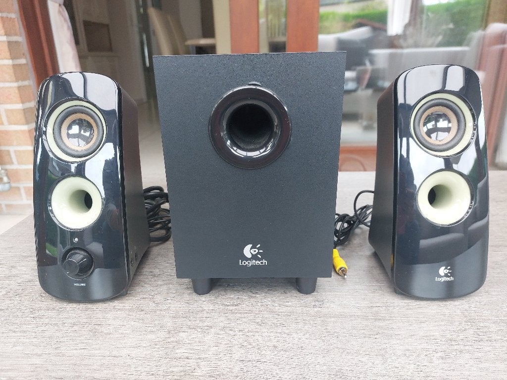 Barre de son LOGITECH, Enlèvement, Comme neuf