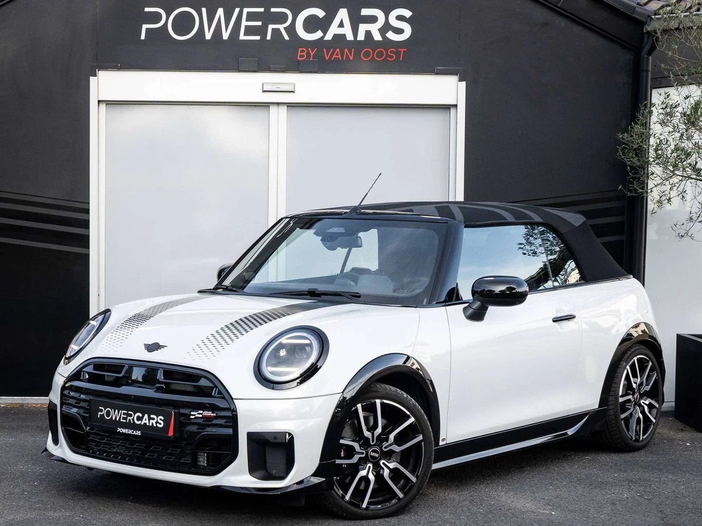 MINI Cabrio Cooper C John Cooper Works | XL Pack | Full Opti, Automaat, Gebruikt, Zwart, 4 cilinders