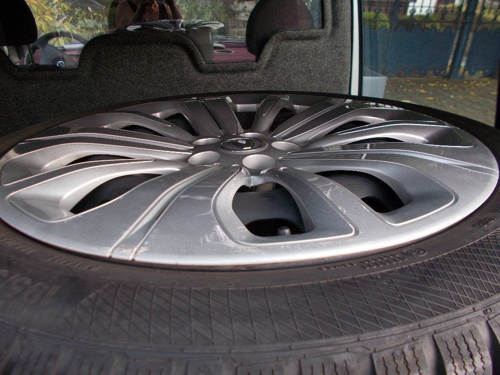 Winterbanden voor een Renault Scenic 4 als nieuw Continenta, Auto-onderdelen, Gebruikt, Banden en Velgen, 195 mm, 20 inch