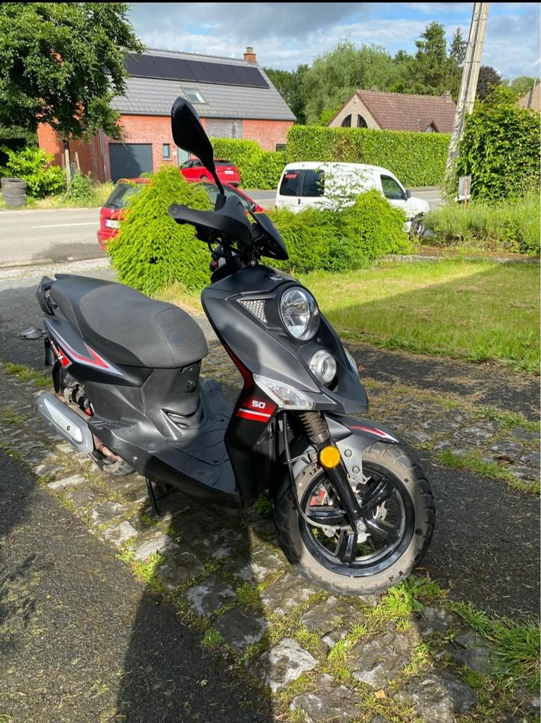 Sym croxs 50cc 4takt, Fietsen en Brommers, Scooters | Yamaha, Ophalen