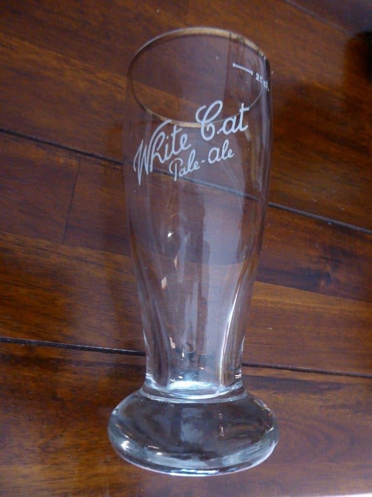 ancien verre a biere flute WHITE CAT , PALE ALE  25cl, Collections, Enlèvement ou Envoi, Comme neuf, Verre ou Verres