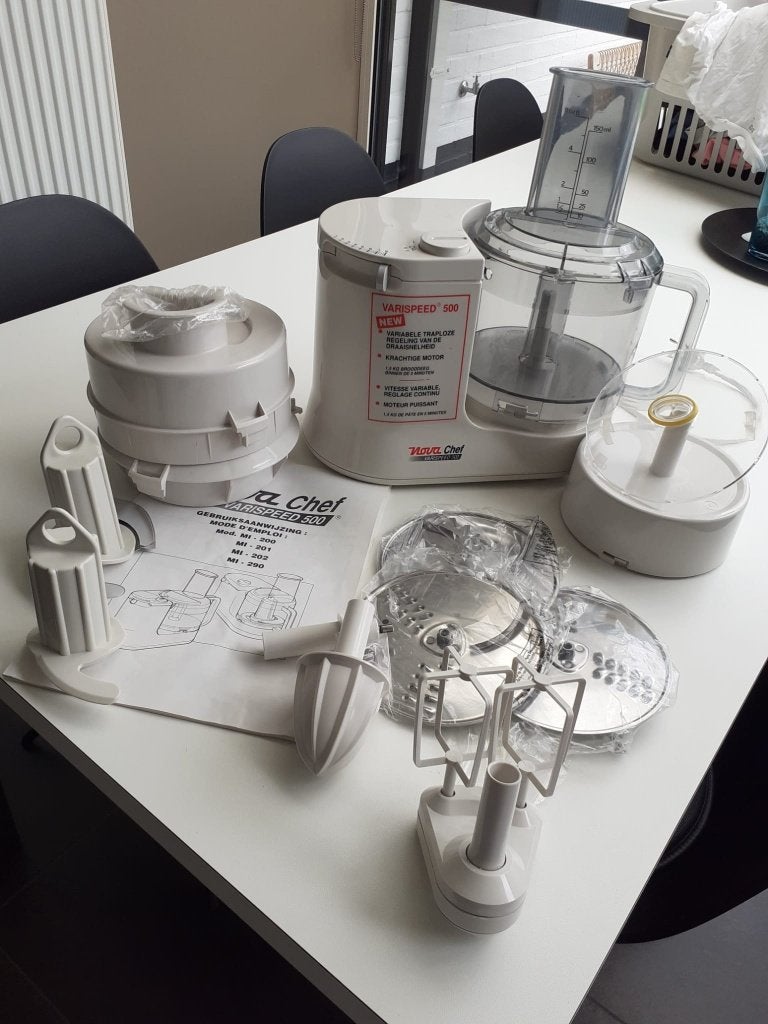 Keukenrobot Nova Chef Varispeed 500, Electroménager, Mélangeurs de cuisine, Enlèvement, Comme neuf