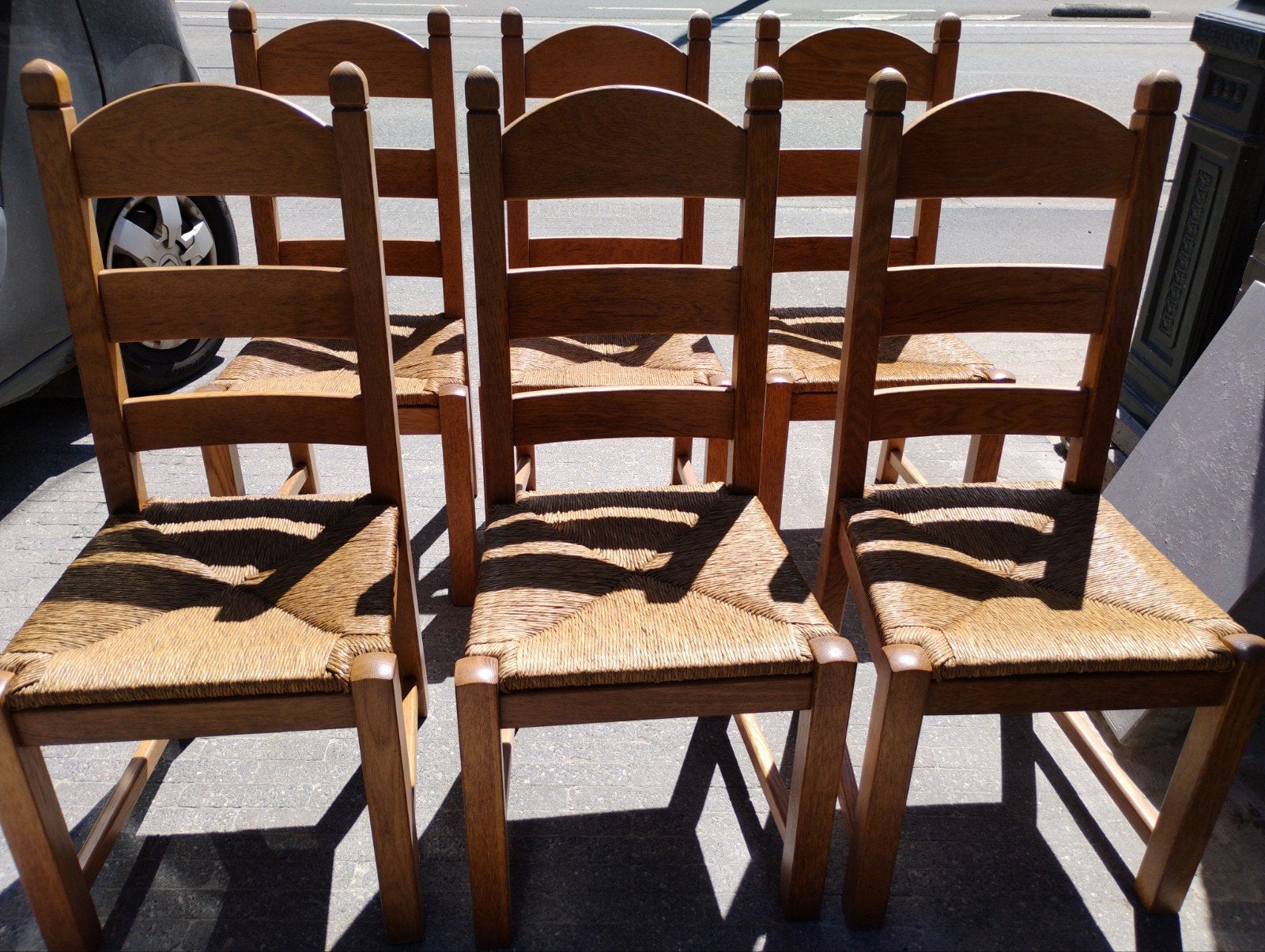 Stoelen, Ophalen