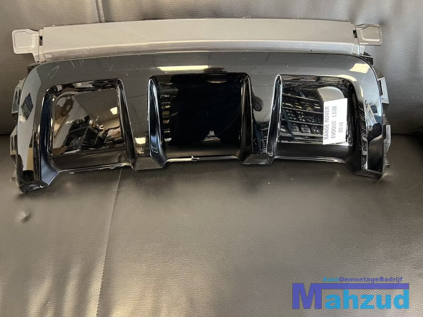 LAND ROVER EVOQUE L538 Diffuser achterbumper plaat 2011-2019, Auto-onderdelen, Dpoffice@jaguarlandrover.com, Abbey Road, Whitley 1
CV3 4LF  Coventry