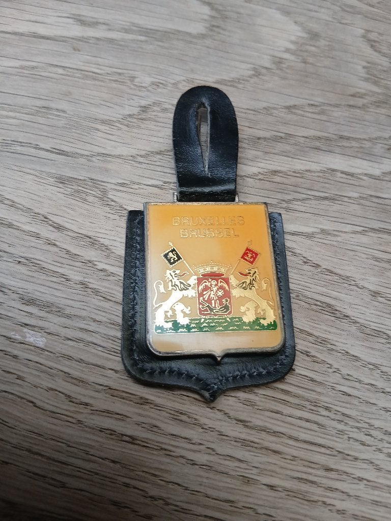 Breloque police de Bruxelles nominative, Envoi, Autres, Emblème ou Badge