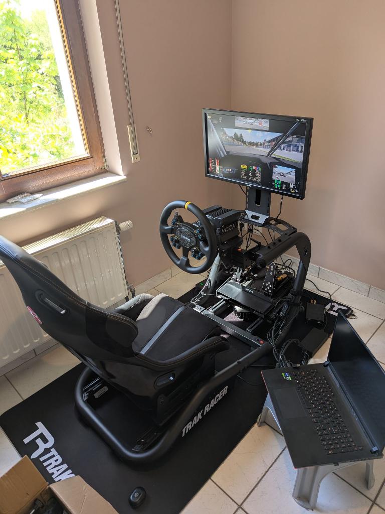 Simulateur de course complet – Prêt à jouer, Ophalen, Houder/standaard, Zo goed als nieuw, Verstelbaar